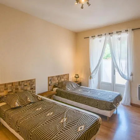 Les Roses D'angelina - Superbe Maison Avec Piscine Casa de Férias