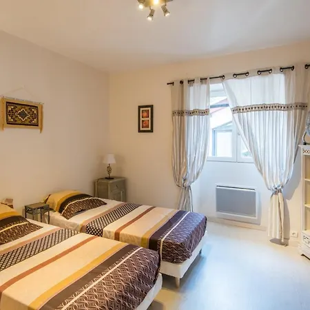 Les Roses D'angelina - Superbe Maison Avec Piscine Сasa de vacaciones