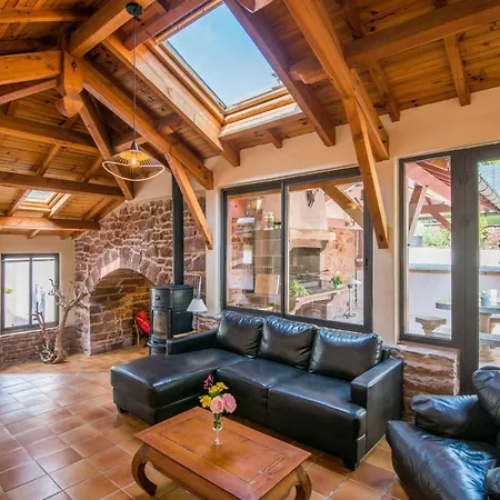 Les Roses D'angelina - Superbe Maison Avec Piscine