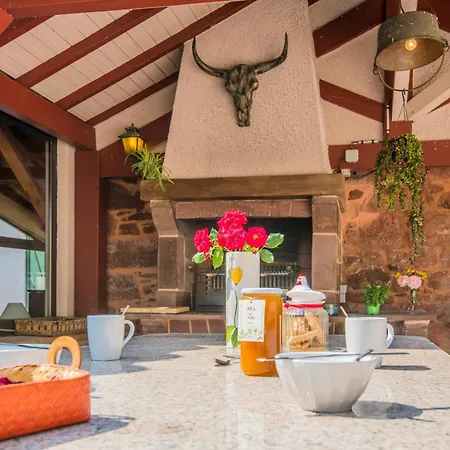 Les Roses D'angelina - Superbe Maison Avec Piscine Holiday home